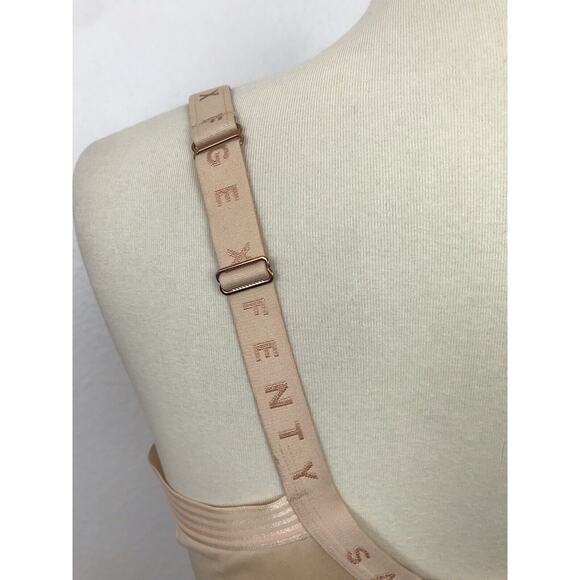 Fenty X Savage Lingerie Padded Underwire Bra - Picture 10 of 11